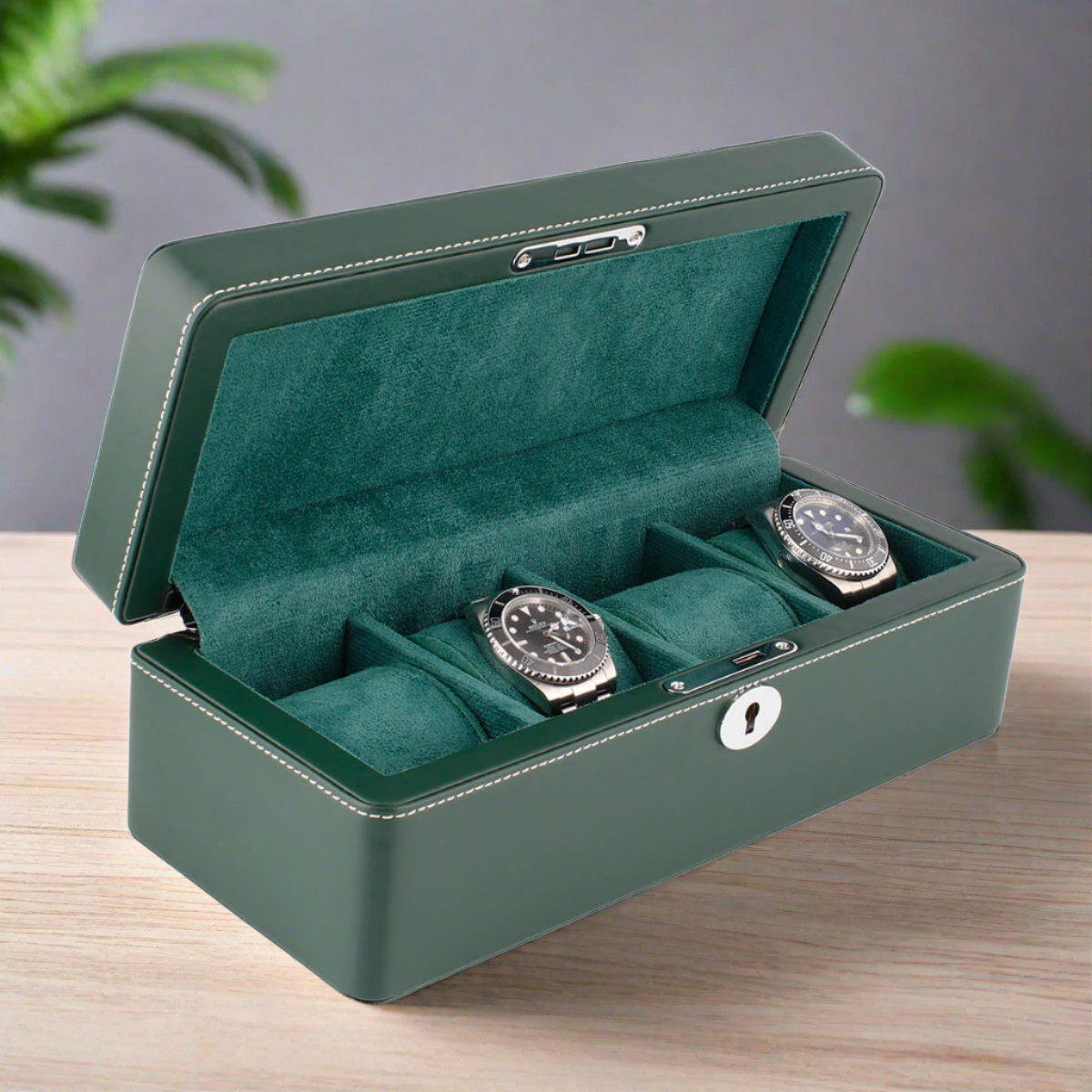 Protecting Your Timepieces: Watch Roll Cases vs. Watch Boxes