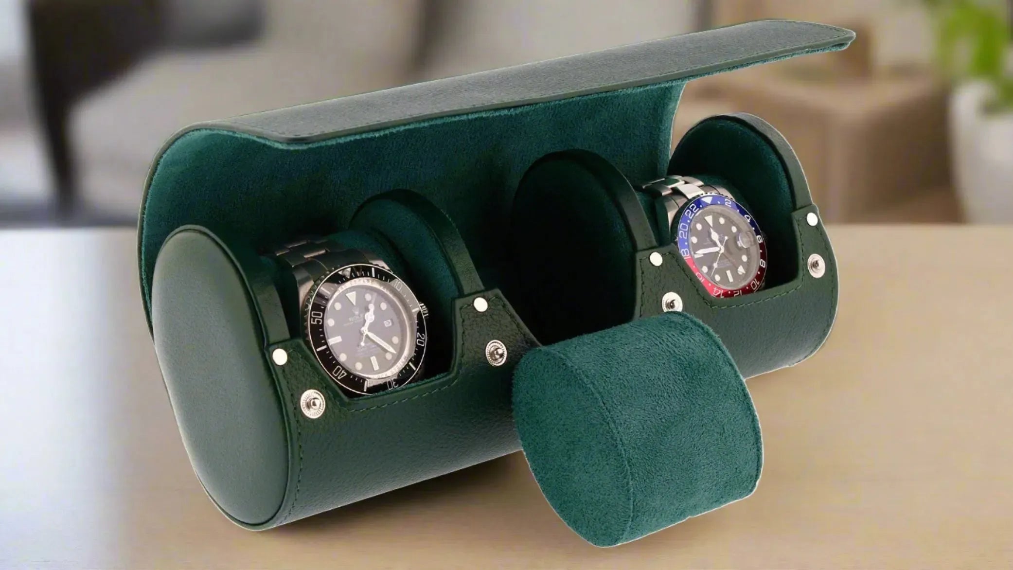 Choose the Perfect Watch Roll Case for Your Collection