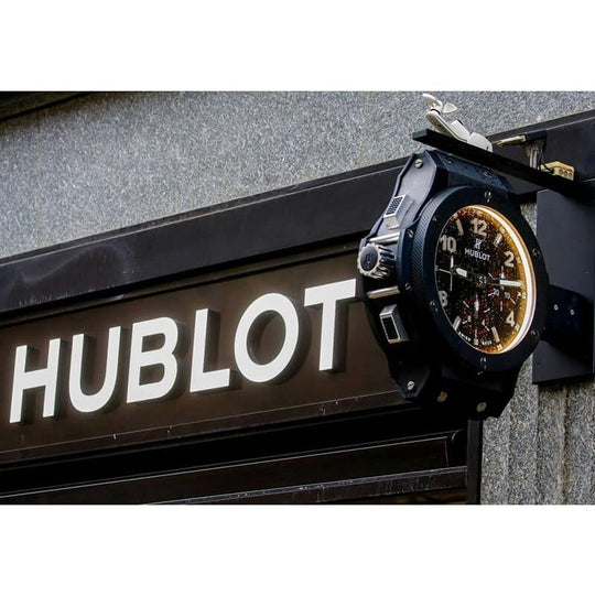 Découvrez les secrets des montres Hublot avec le stockage automatique des montres d'Aevitas UK !