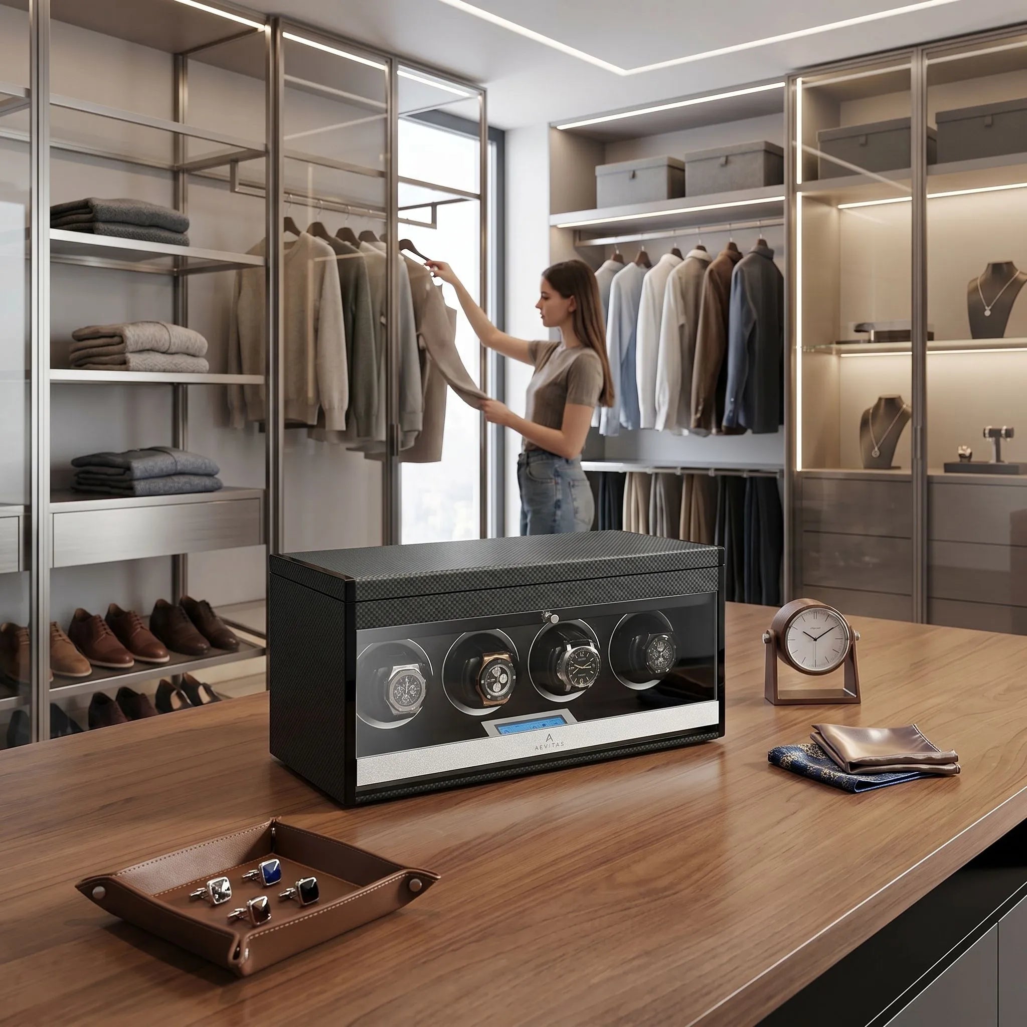 4 Watch Winder in Carbon Fibre with Extra Storage Area by Aevitas